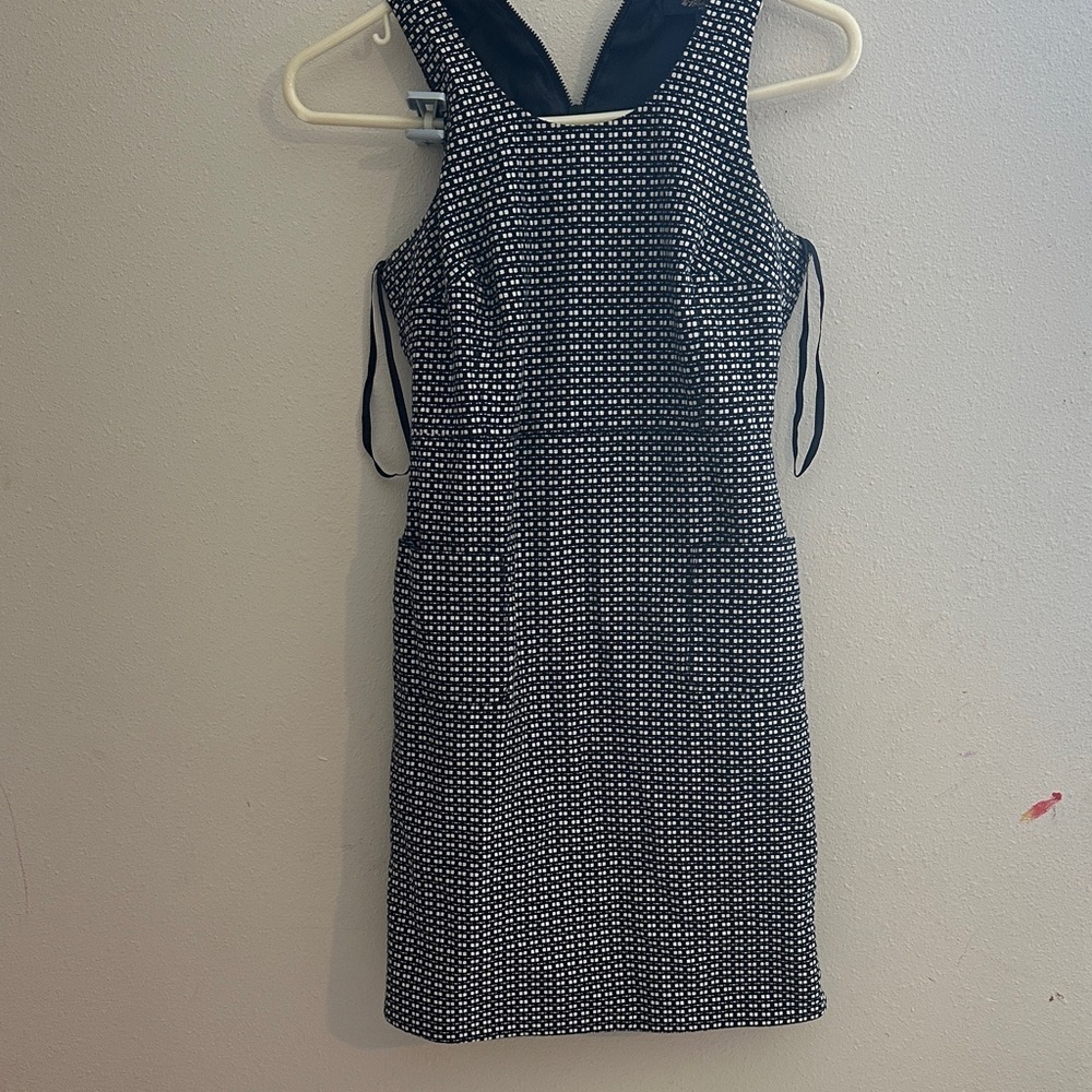 Brooks Brothers Black and White Sleeveless Sheath Dress